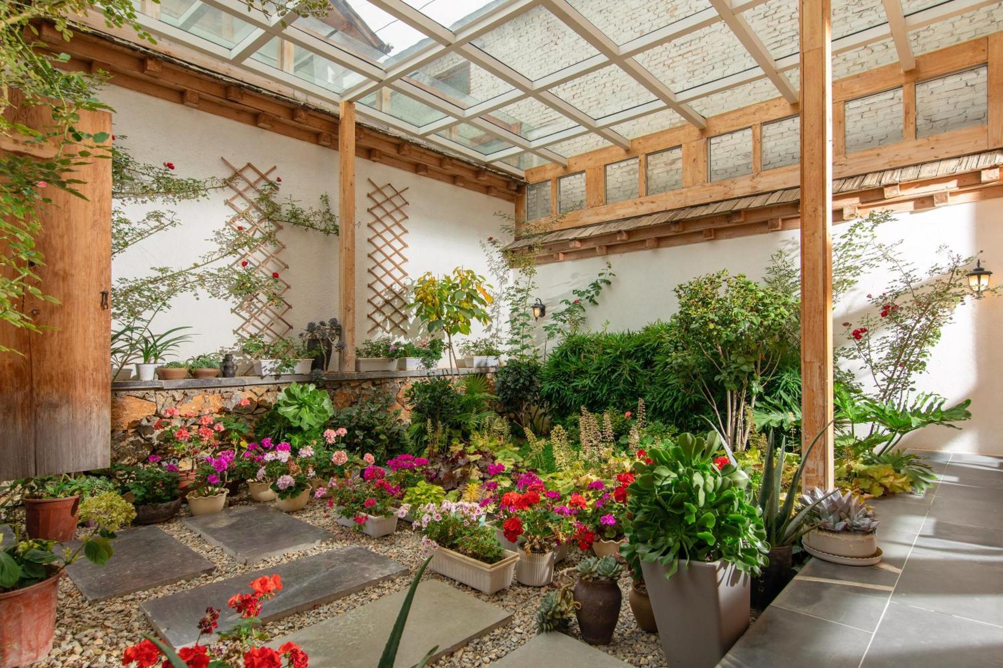 Courtyard Shangri-La 藏舍小院 エクステリア 写真
