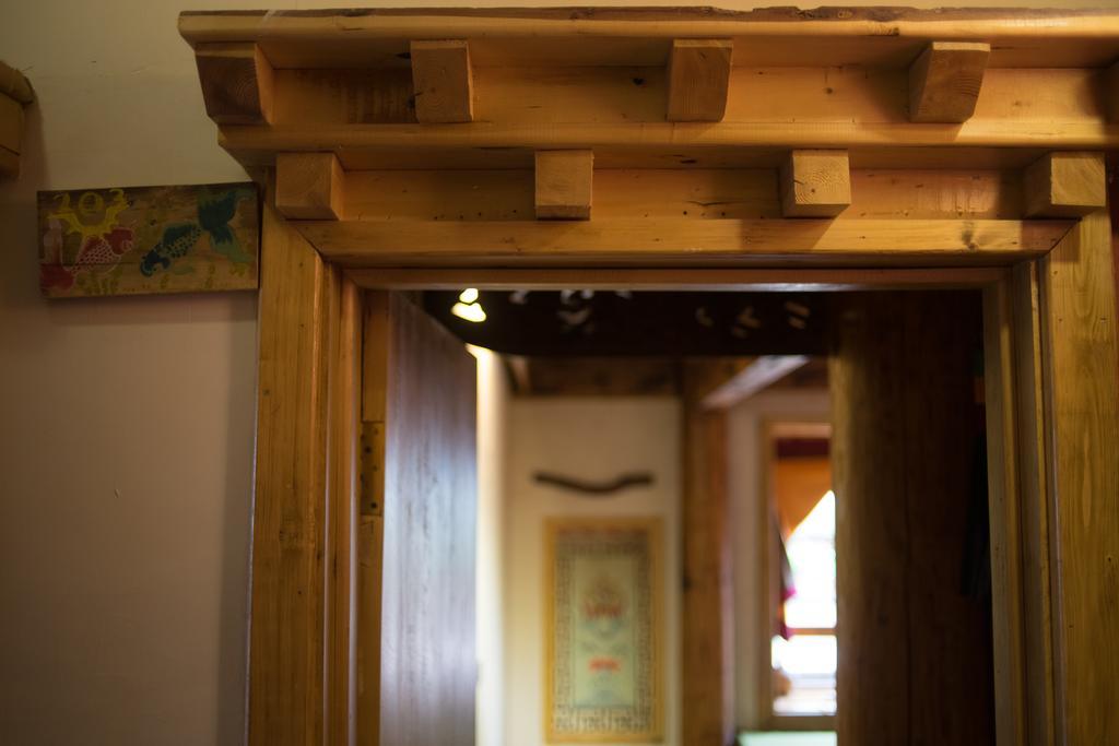 Courtyard Shangri-La 藏舍小院 エクステリア 写真